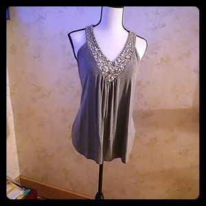 🌺WHBM🌺 DETAILED GRAY W\ white PEARL TANK - Small